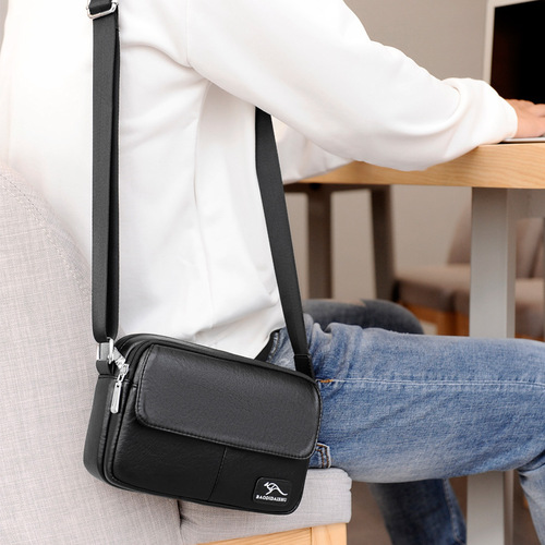 Bagde Kangaroo Men's Small Crossbody Bag, Men's Casual Fashion Trendy Backpack Shoulder Bag, Unisex Single Bag 3003