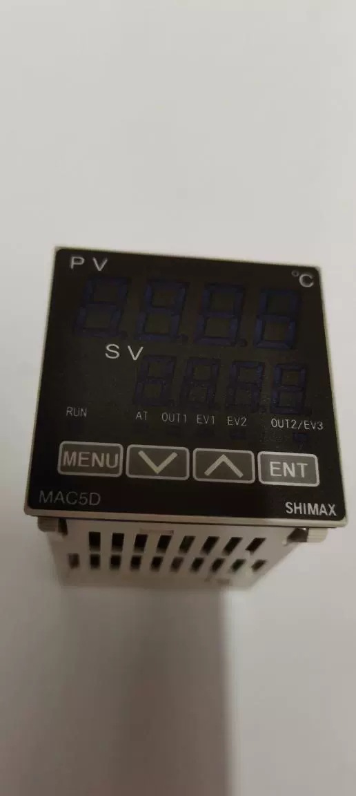 欧姆龙温控器E5ED-QR2ADM-830 螺钉端子台型 数字调节仪 智能控制
