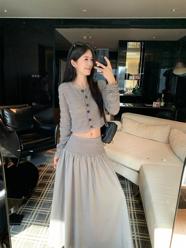 2025新款甜美风套装单排扣长袖针织衫女秋季高腰垂感半身裙两件套|undefined