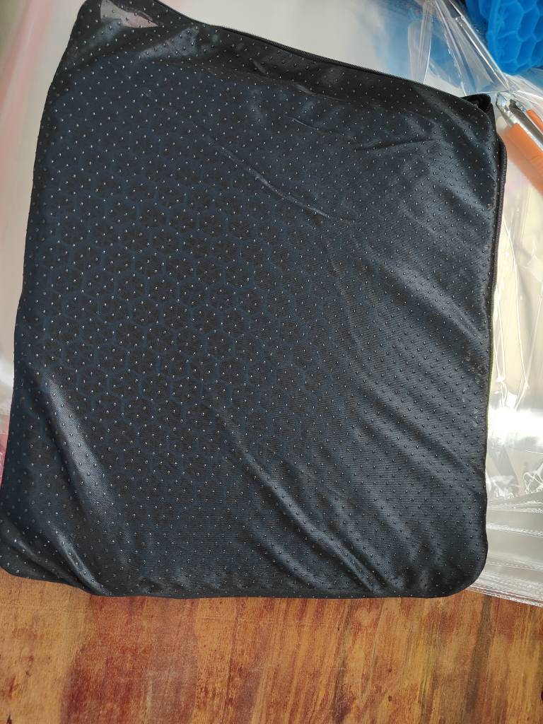 (cloth cover) about 40*35*1.8cm