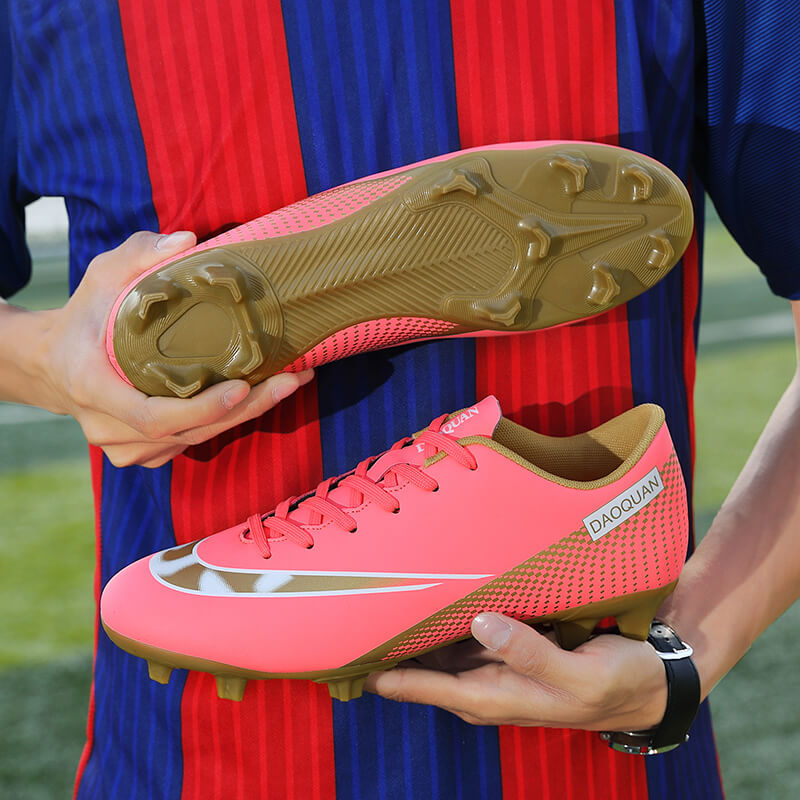 2050 розовых длинных ногтей