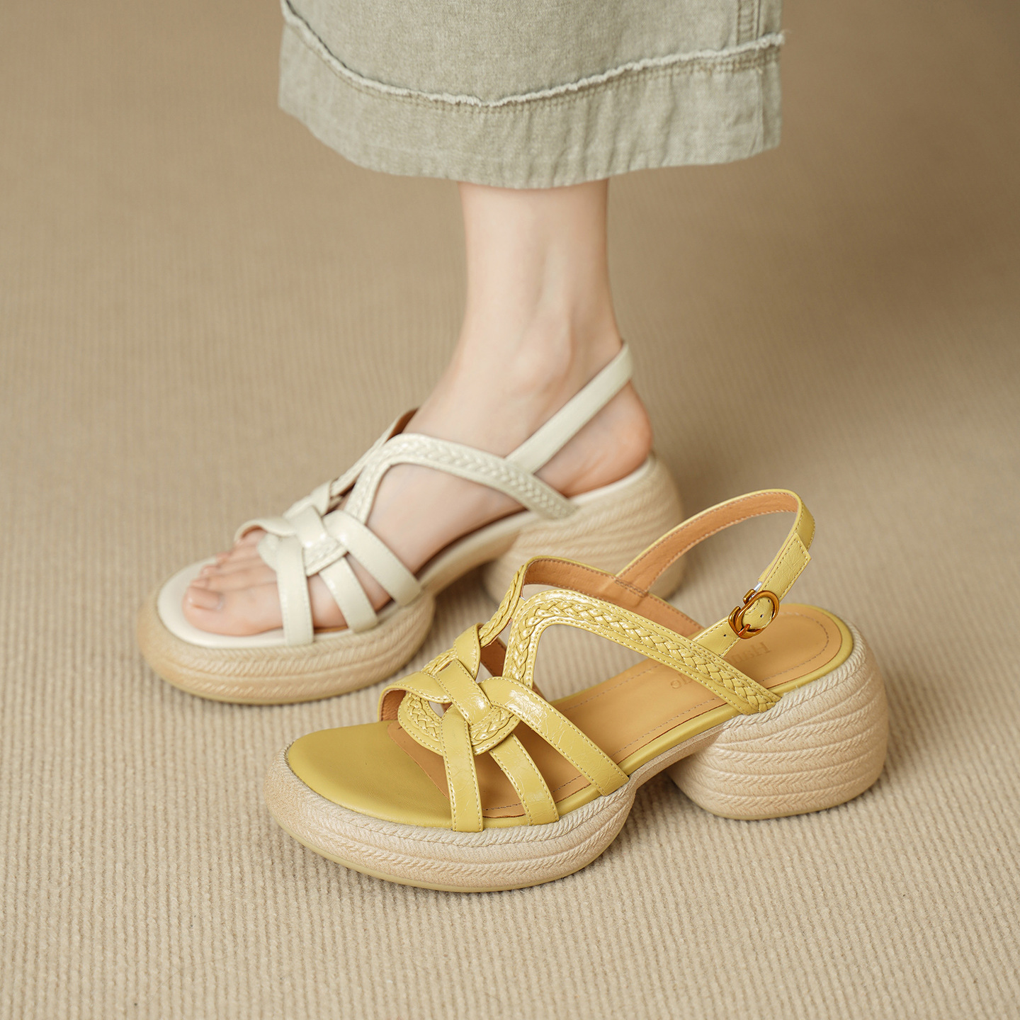 Sandal nữ hở mũi gót vuông đế dày 6 cm phong cách dệt — màu trắng ngà