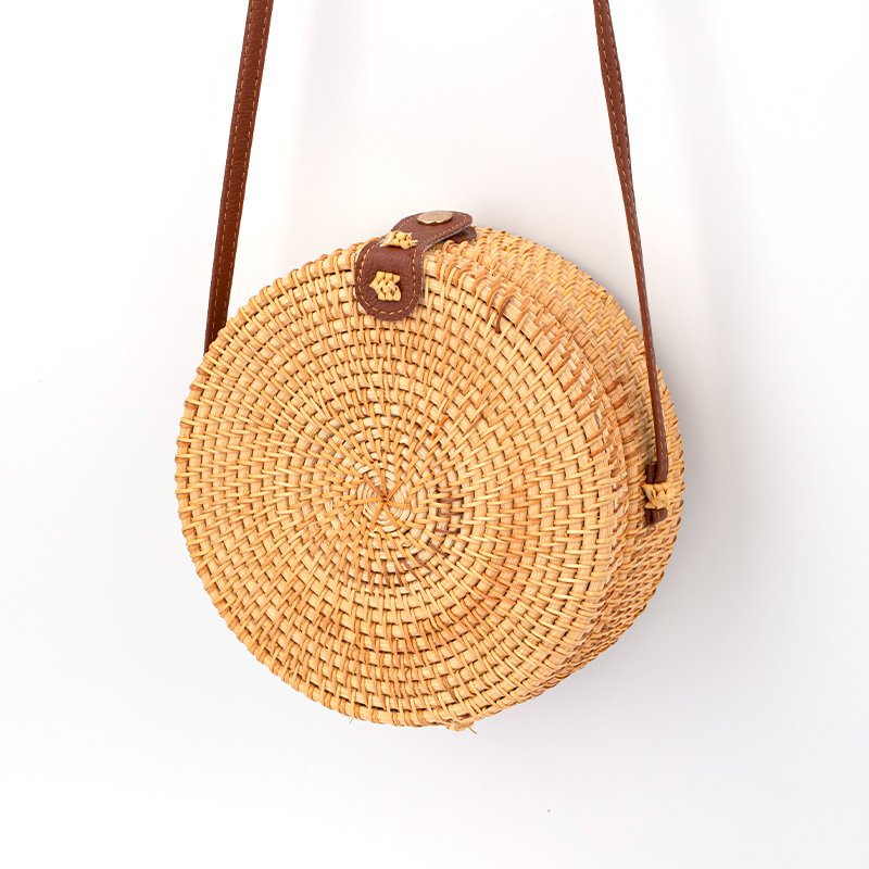 Bolsa de ratán, mini bolsa diagonal, canasta de bosque, bolsa redonda tejida de arte retro, bolsa de hebilla de cubo de vacaciones