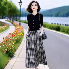 2025早秋季新款干练气质女装成套搭配减龄套装裙显瘦格子裙两件套