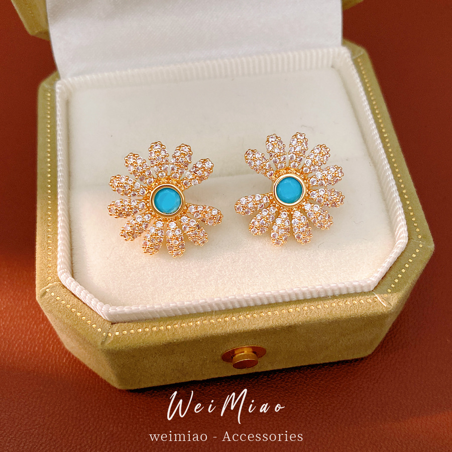 18 quilates de oro real chapado agujas de plata zircon flores pernos pastílicos aretes dulces ligeros de lujo alta sensación aretes