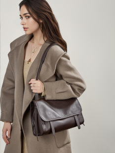 Leather retro backpack, handheld one-shoulder bag, genuine leather