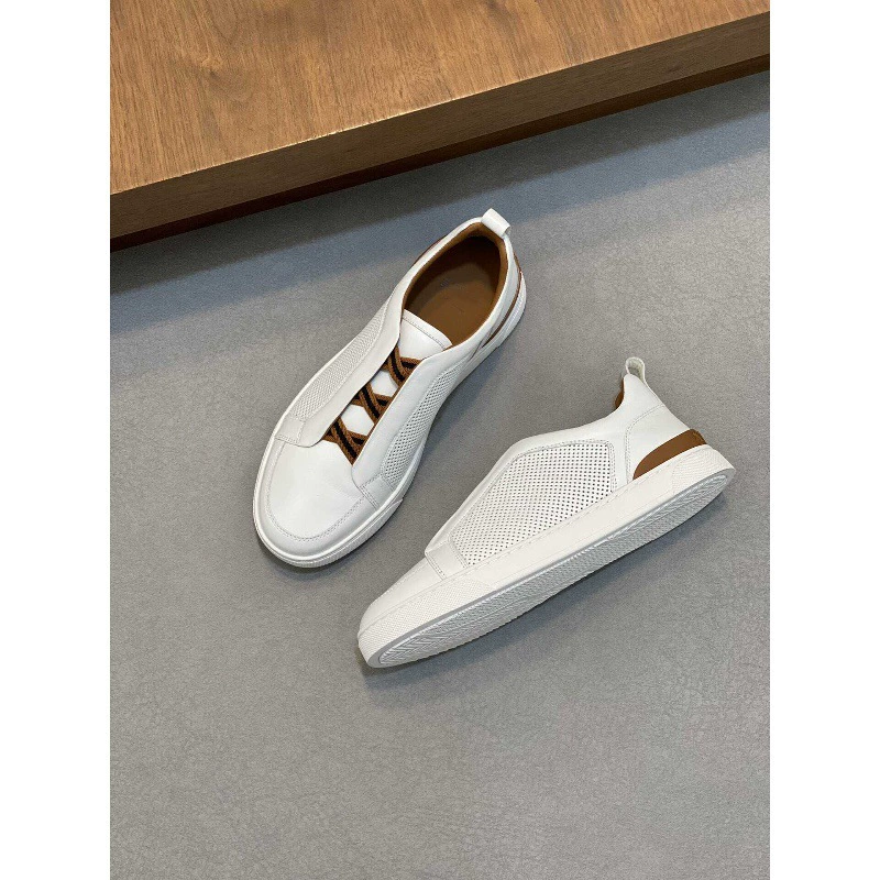 Повседневная обувь из перфорированной воловьей кожи для мужчин, летние дышащие кроссовки из натуральной кожи для мужчин, белые мужские туфли для вождения