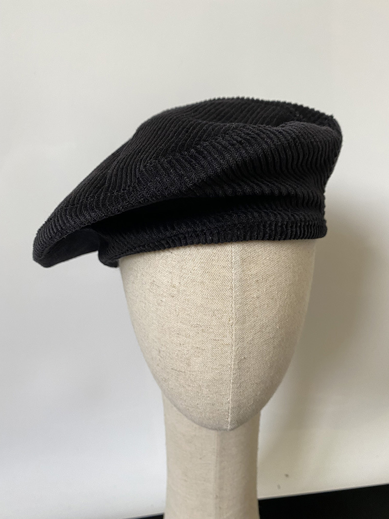 Women's Basic Solid Color Eaveless Beret Hat display picture 6