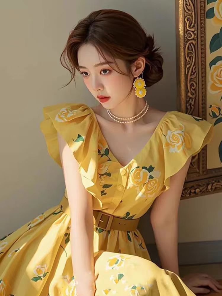 Đầm suông midi hoa hồng vàng tay phồng kiểu Pháp — màu vàng