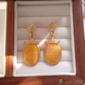 耳环;手链;项链