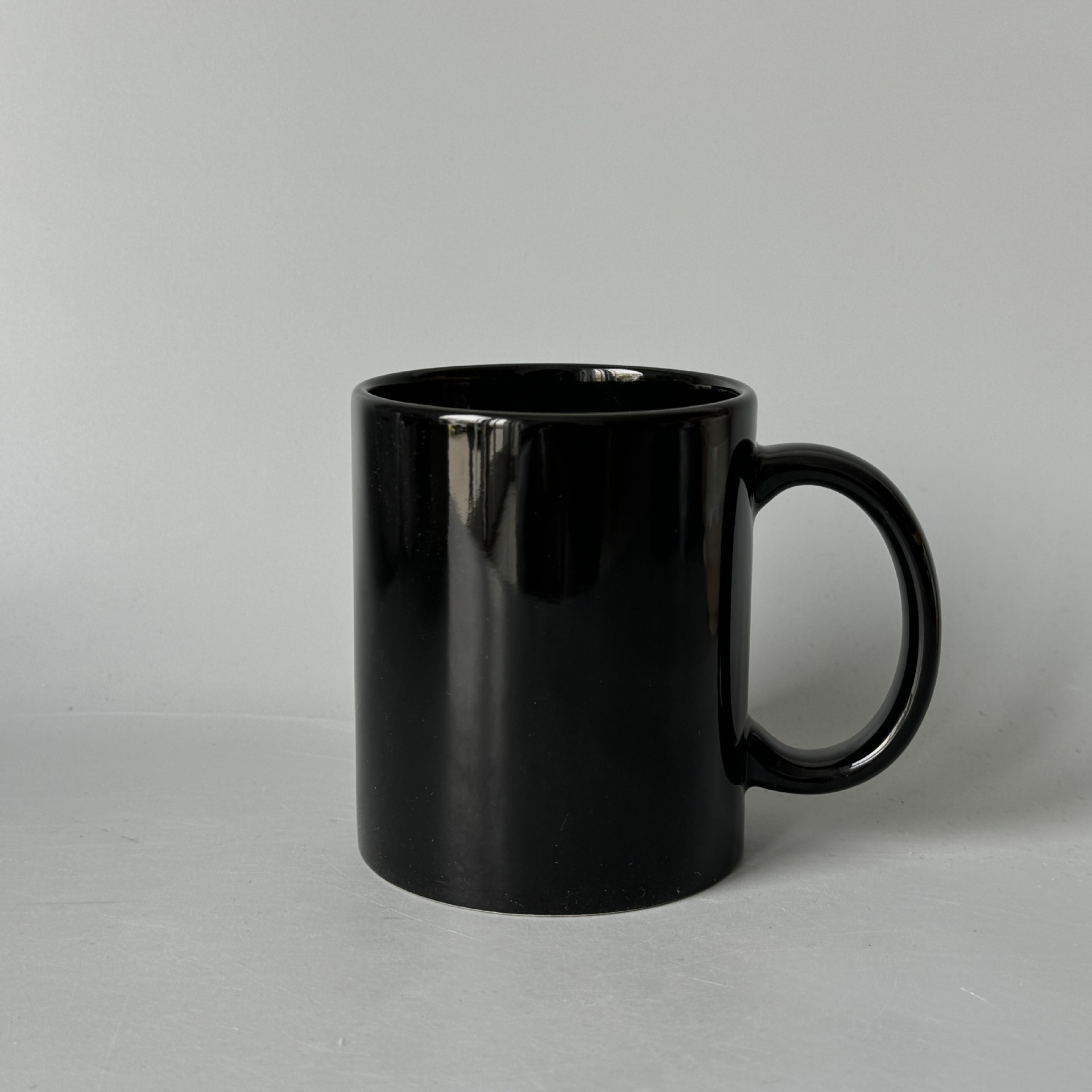 Taza de cerámica de color Taza internacional transfronteriza Patrón de marca personalizada Taza cambiante de color Logotipo personalizado Taza recta 11oz taza