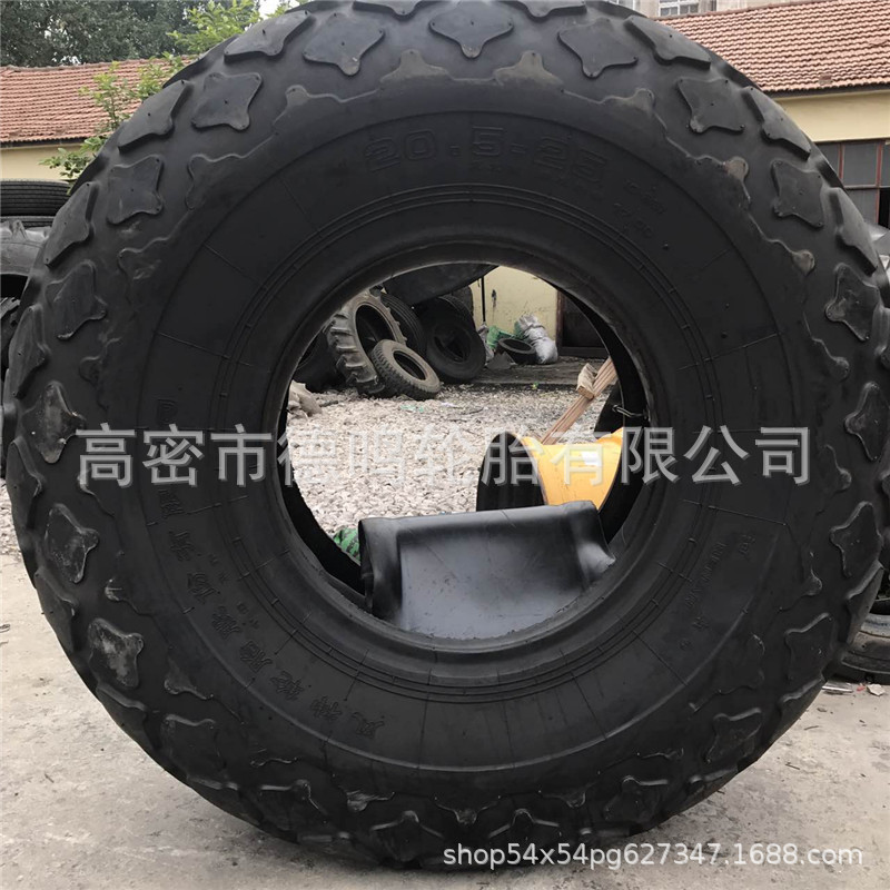 Fengshen piña patrón neumático 20.5-25 rodillo de carretera ingeniería neumático 23.1-26 ingeniería maquinaria neumático