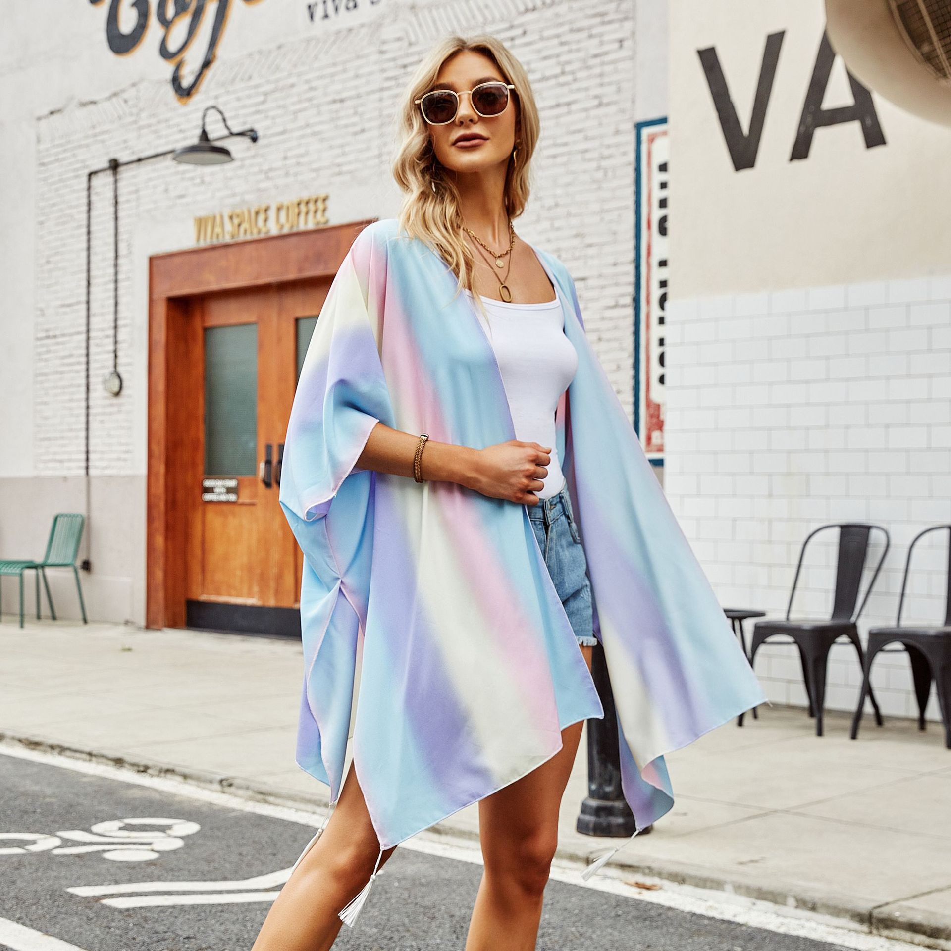 Viaje playa degradado color Arco Iris blusa cardigan MEDIADOS DE-longitud tie-dyed adelgazamiento playa ropa de protección solar blusa rayada de las mujeres