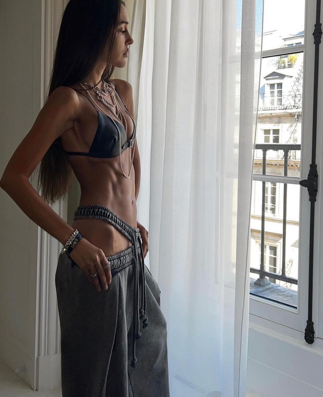 them0od_329221645_104831123989