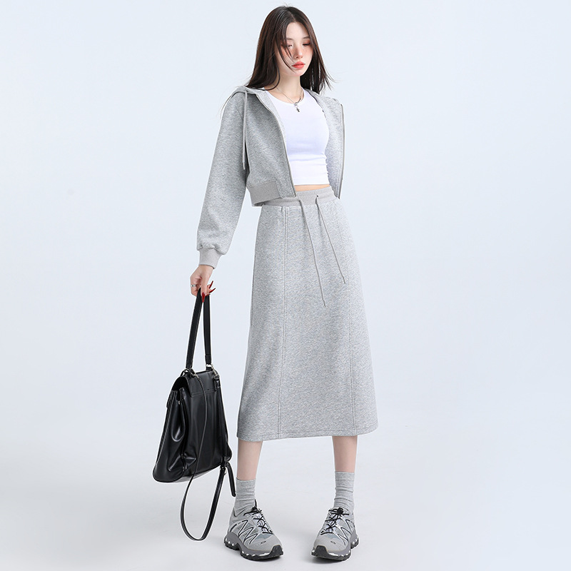 高品质舒适棉甜辣风卫衣套装女直筒半身裙简约显瘦短款连帽外套