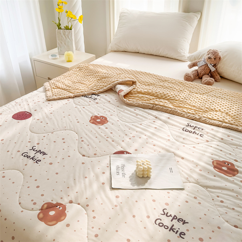 Edredón fresco de verano de frijoles de seda helada Edredón de aire acondicionado Edredón de verano para niños de verano Edredón fino lavable a máquina