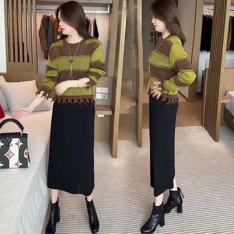 ファッションの洋風のワンピースのスーツの女性の秋の新型のゆったりしているのが見えます。|undefined
