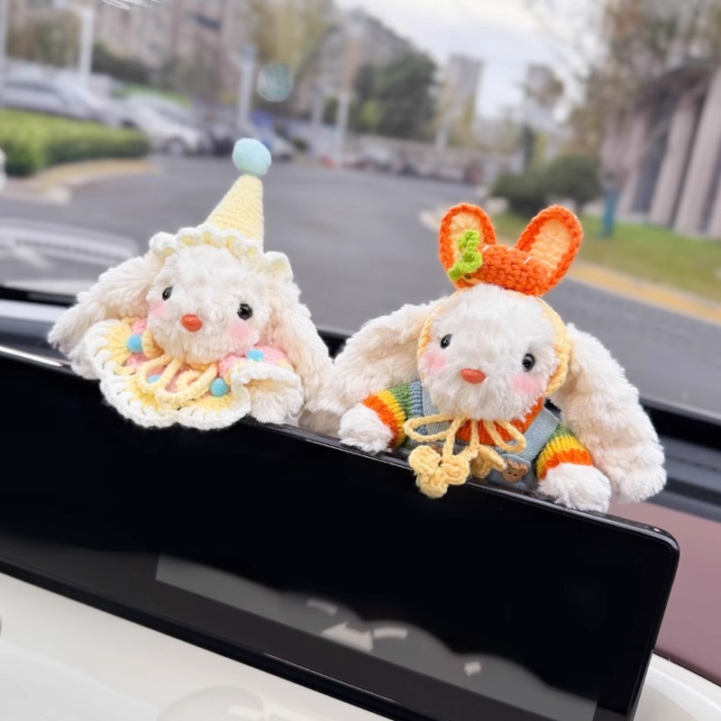 Decoración del automóvil 2025 Pantalla de control central del automóvil Muñeca de fiesta Pantalla de visualización Decoración de pantalla Accesorios de automóvil Muñeca linda