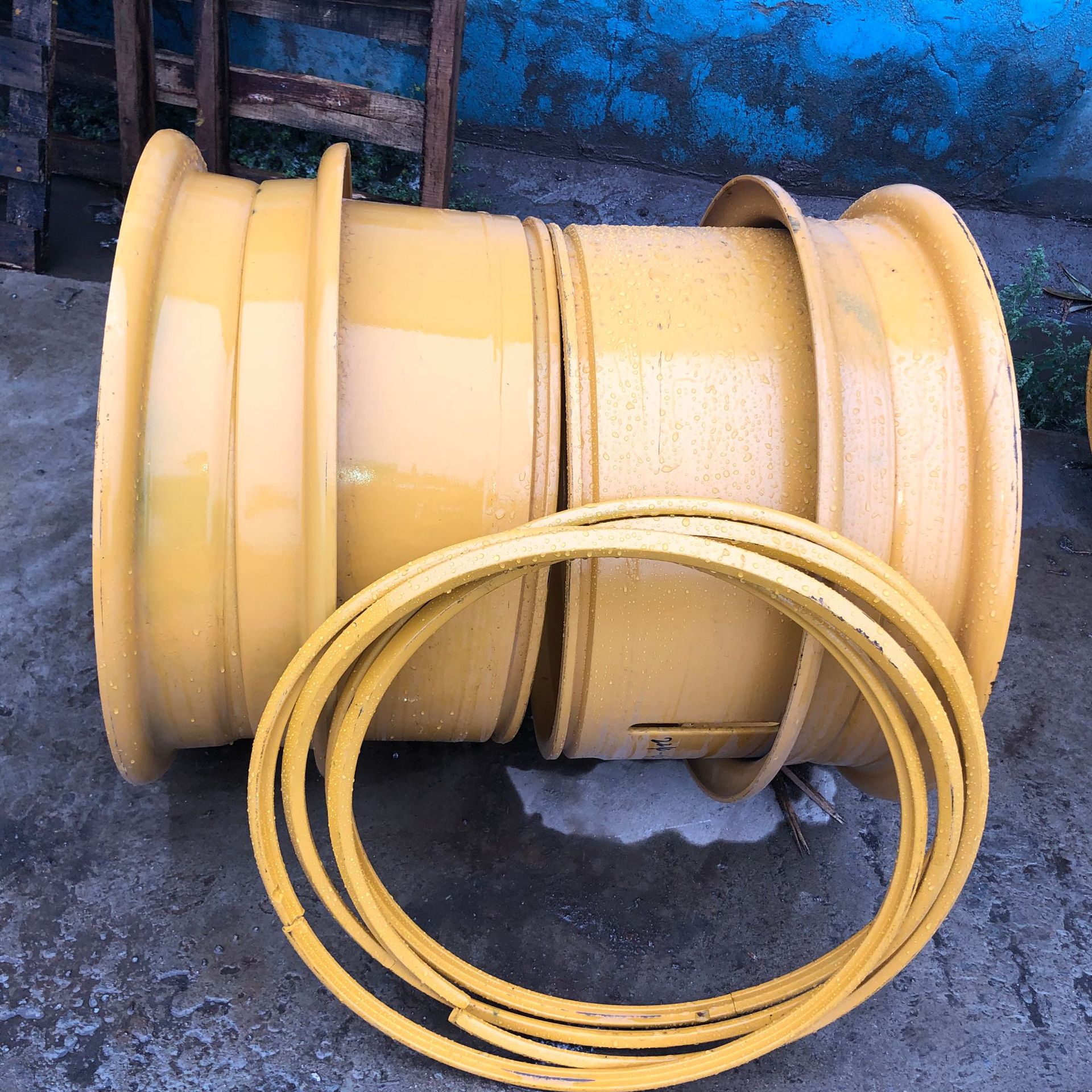 现货供应山推SR20压路机配件：钢圈总成224-45-01000