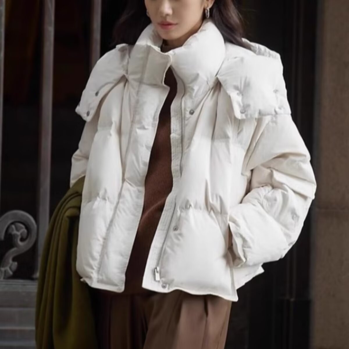 韩系高级感炸街短款纯色棉服冬季女2025新款设计师面包服厚外套