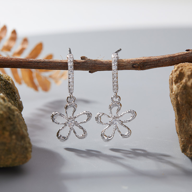 3g Weight Zircon Inlay Material Rings, Jewelry Set Classification cable chain Chain Type 1 Piece Quantity Casual, Daily Occasion 925 Sterling Silver Material Book, Flower Pattern All Seasons Season Women's Gender Elegant, Sweet, Simple Style, Korean Style Style 1 Piece 925 Sterling Silver Book Flower Zircon Cable Chain Rings Jewelry Set 18