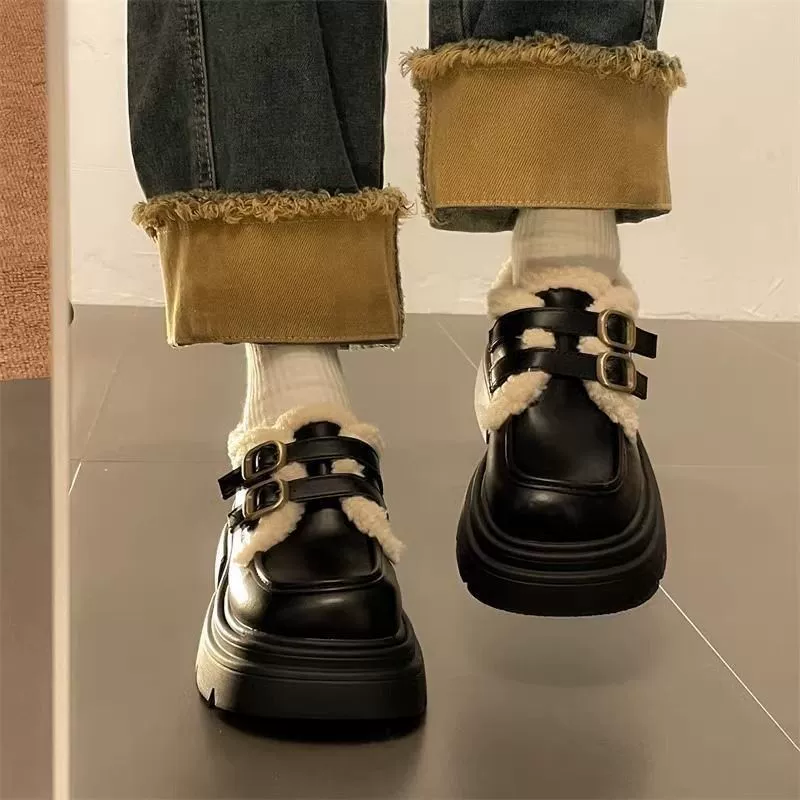 Черные маленькие кожаные туфли в британском стиле для женщин, осень и зима 2025, новые лоферы на толстой подошве, хлопковые туфли на флисовой подкладке, женская обувь Мэри Джейн, новый стиль