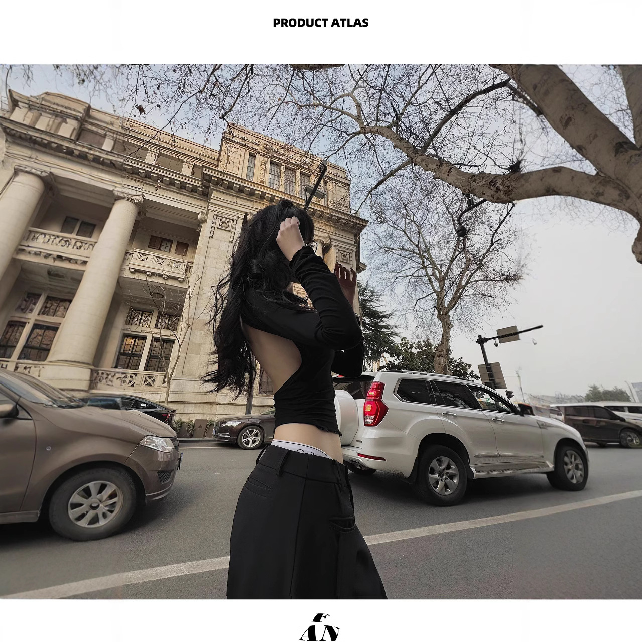 순수한 달콤한 스파이스 소녀 섹시한 짧은 백리스 탑 여성의 가을과 겨울 독특한 세련된 반 높이 칼라 긴팔 티셔츠베이스 셔츠