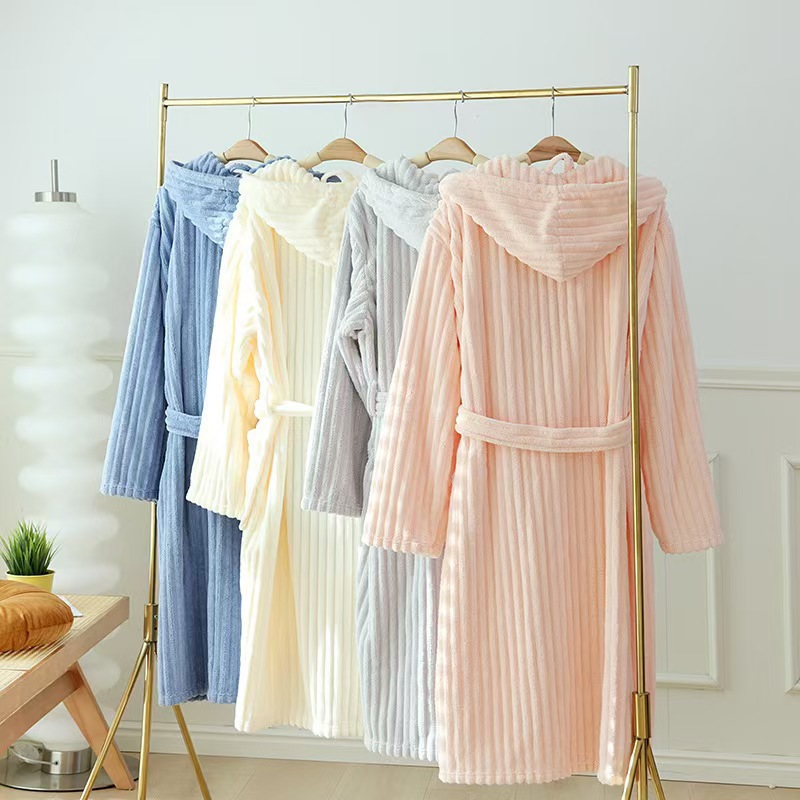 Coral Velvet Bathrobe Candy Velvet Bathrobe Nightgown with Hood Long Long Sleeves Soft Thickeneded Long Men and Women Adult Bathing