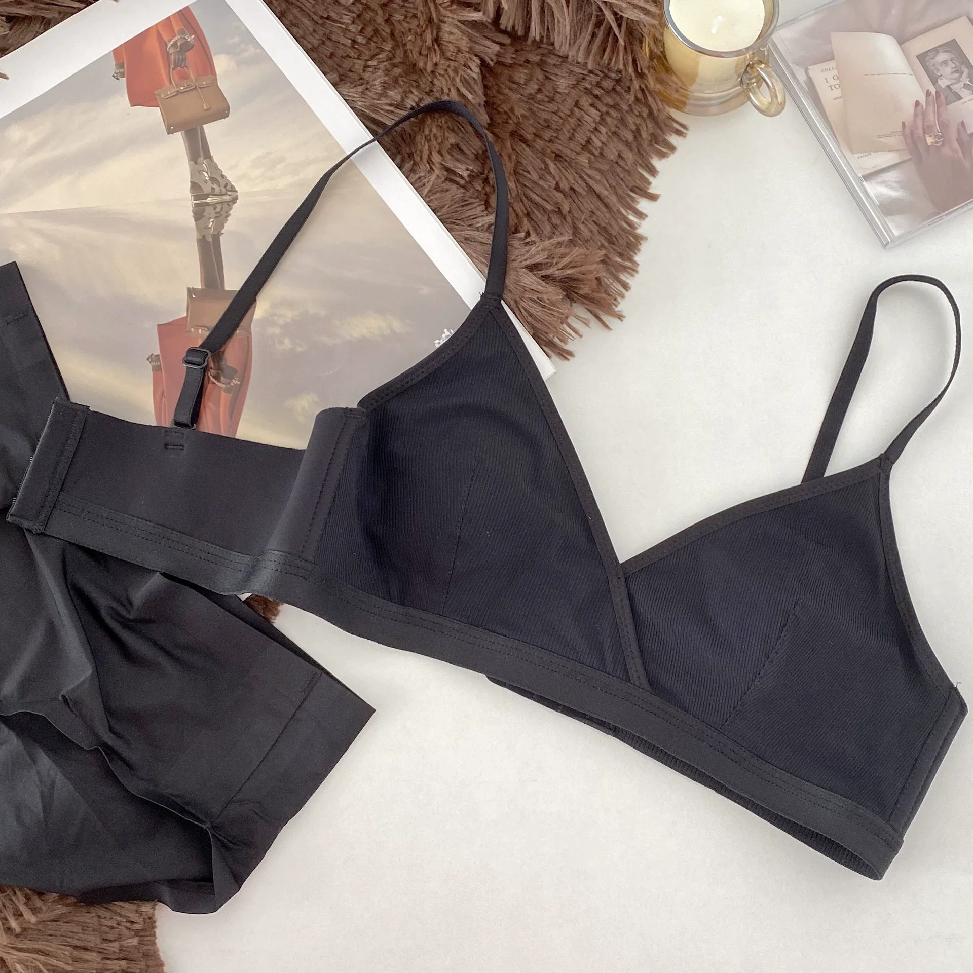 Lace underwear, push up bra, comfortable thin wireless bra, french style