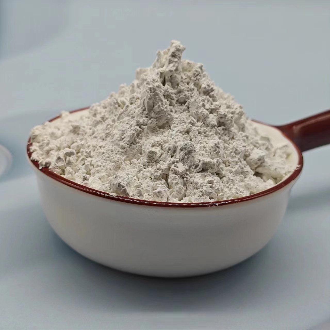 工厂直供高岭土水洗高岭土油漆涂料橡胶混凝土用超细煅烧高岭土