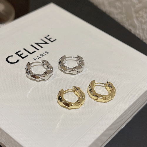 S925 Silver Needle Minimalist All-Match Elegant Pleated Texture Ear Studs & Clips for Women — Instagram-Fashionable, High-End Design Earrings