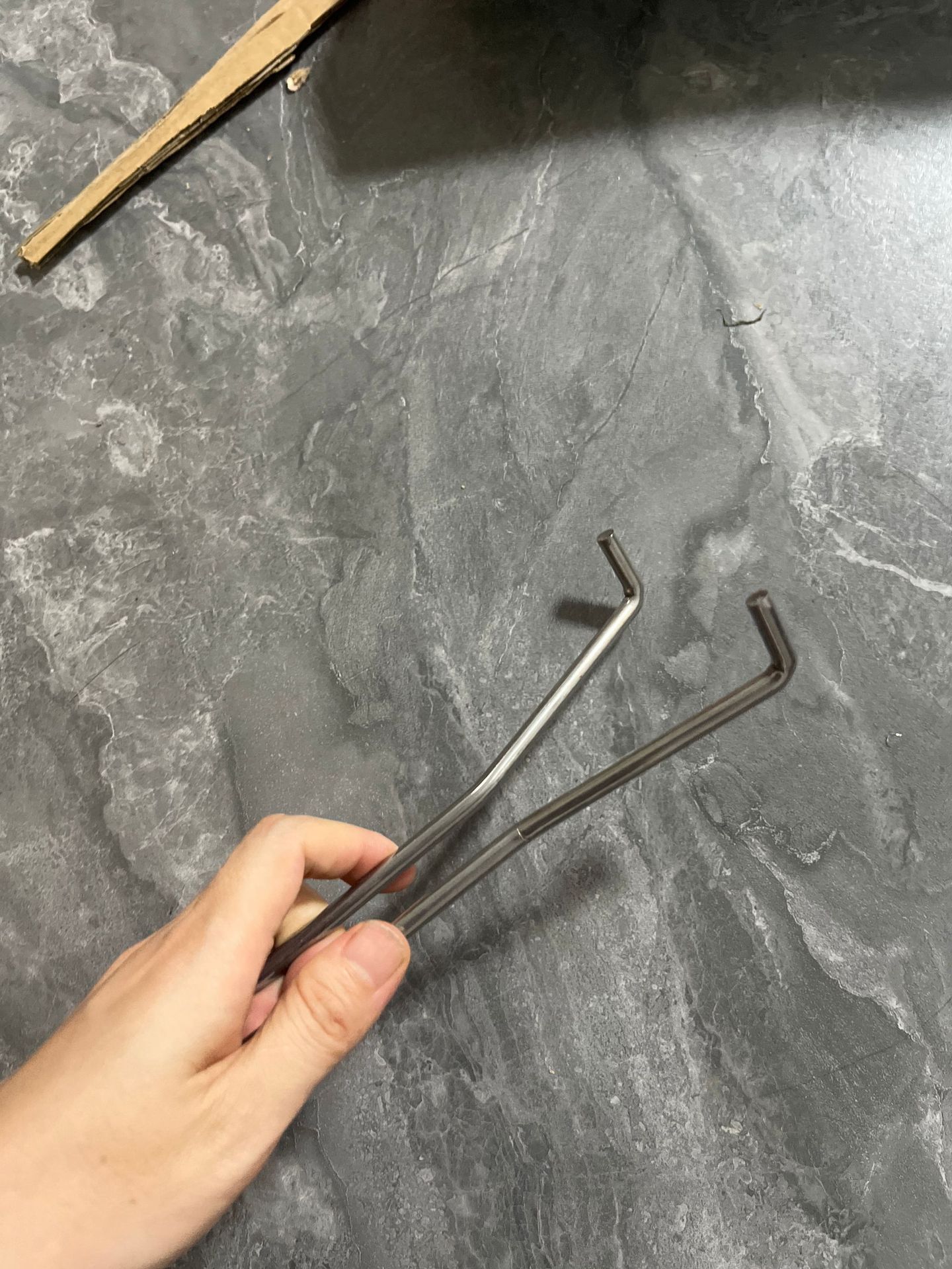 컵 비틀기 도구