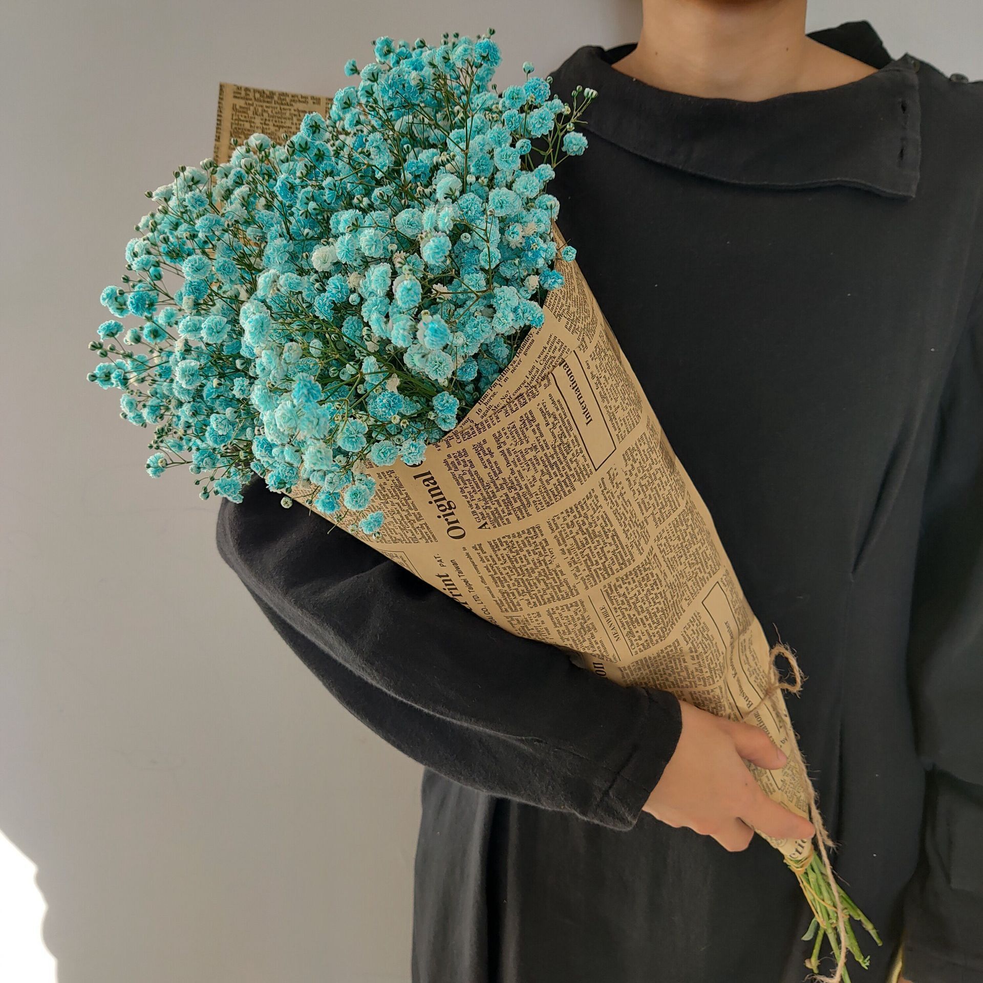 하늘색 별이 빛나는 복고풍 포장