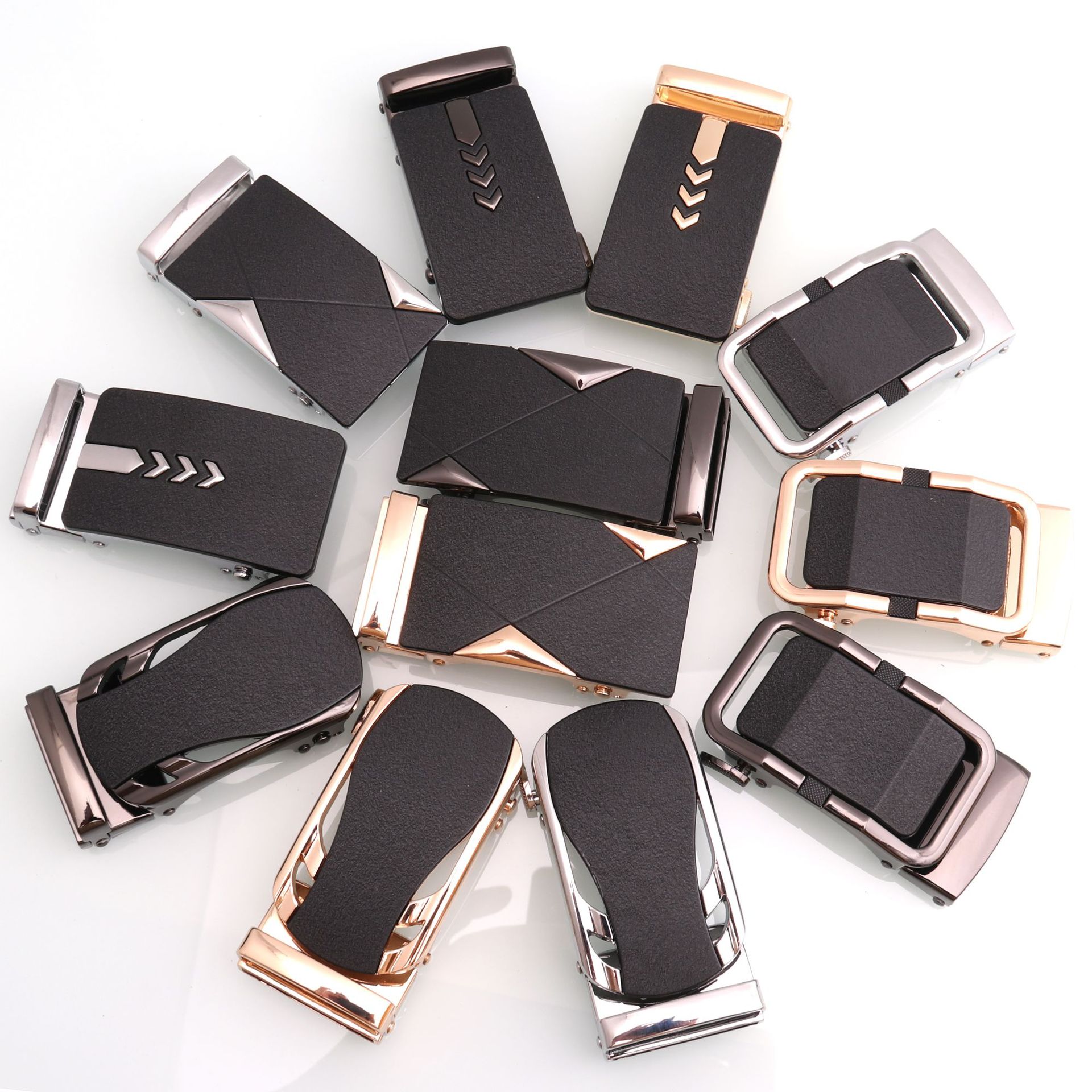 Hongsheng fábrica 4,0 primavera cinturón hebilla automática hebilla esmerilado hebilla de cinturón de los hombres Aleación de superficie negra hebilla de dos piezas