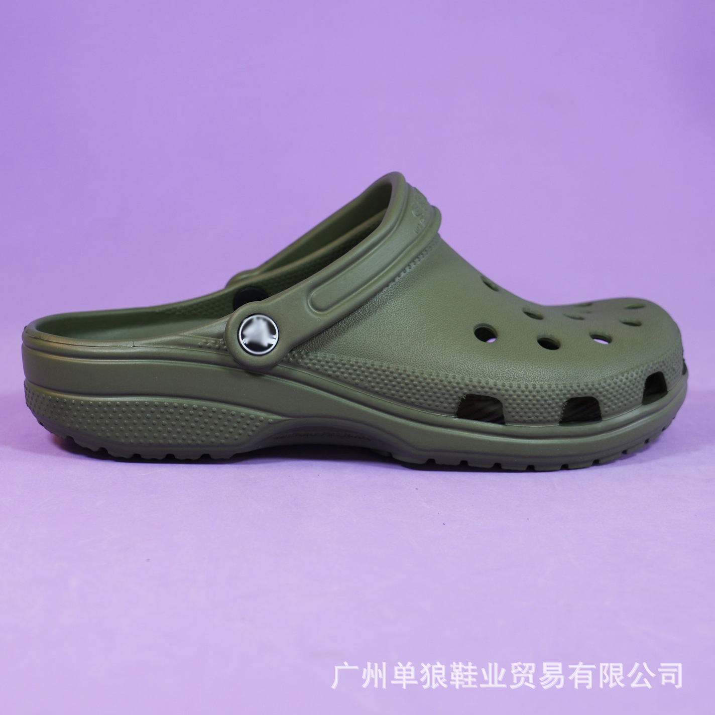 Estrellas etiquetadas de verano EVA zapatos de agujero casuales antideslizantes para mujeres zapatillas antiodorantes para parejas al aire libre sandalias