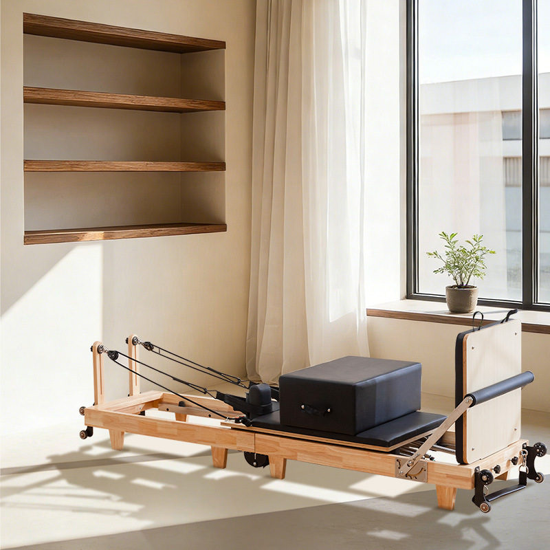 Cama de Pilates plegable, equipo de fitness para entrenamiento comercial en estudio de yoga, reformer.