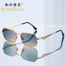�¿�r�з���̫��R1001�W������ʿ�͹�ī�RĦ�ǰٴ��{�̫����R