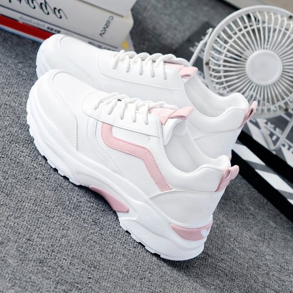 White cute autumn fashionable sneakers for leisure platform