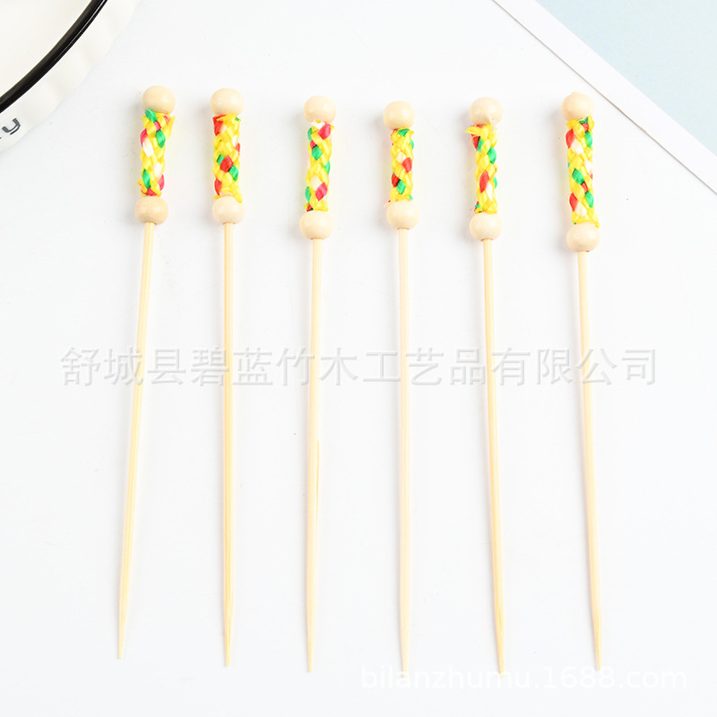 Fabricante de suministro de azúcar de calabaza palillos de dientes frutas decorativas palillos de bambú hamburguesas amarillos horquilla de frutas al por mayor cubiertos