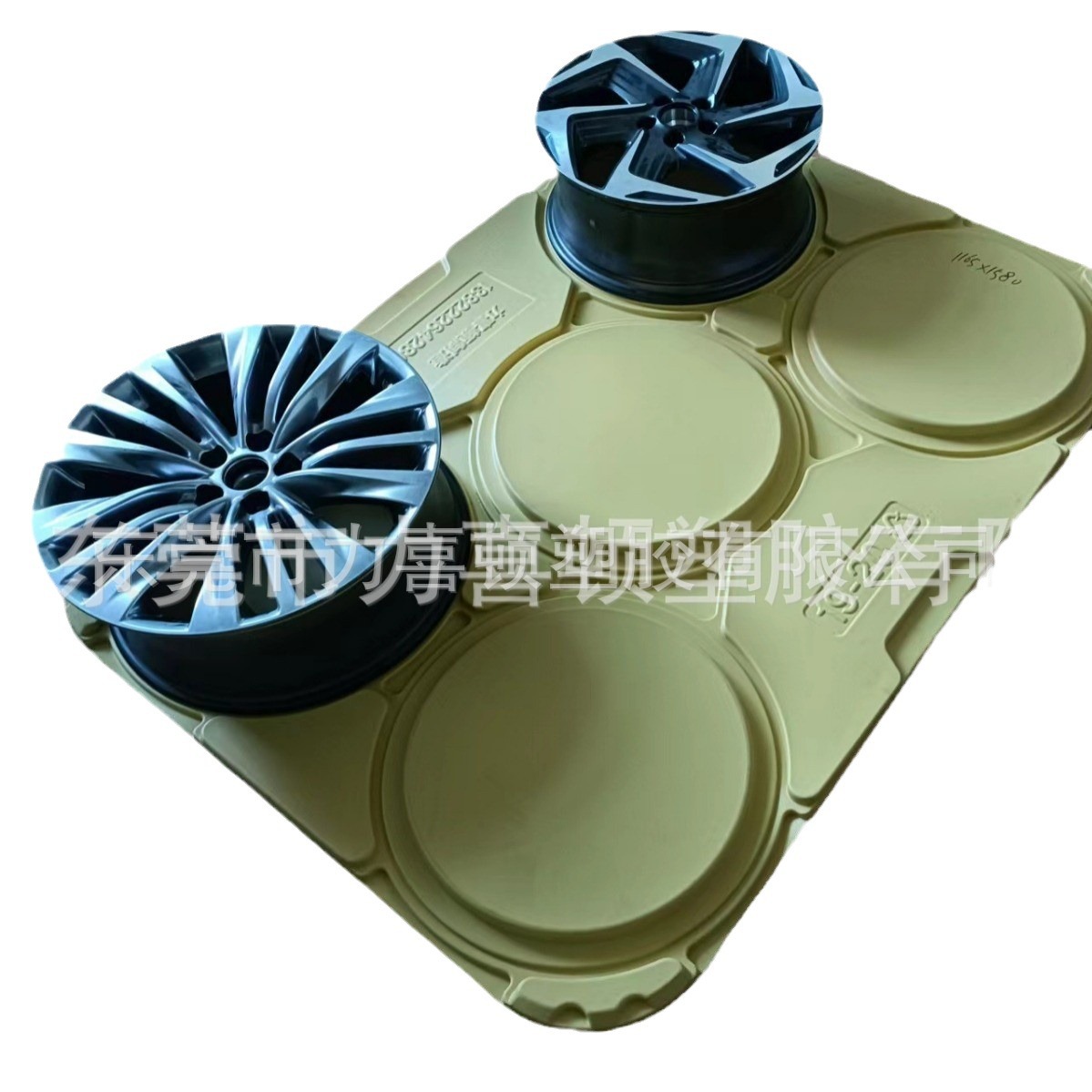 汽车轮毂隔板 轮毂隔板 车轮隔板 轮圈隔板   轮毂吸塑托盘 轮毂