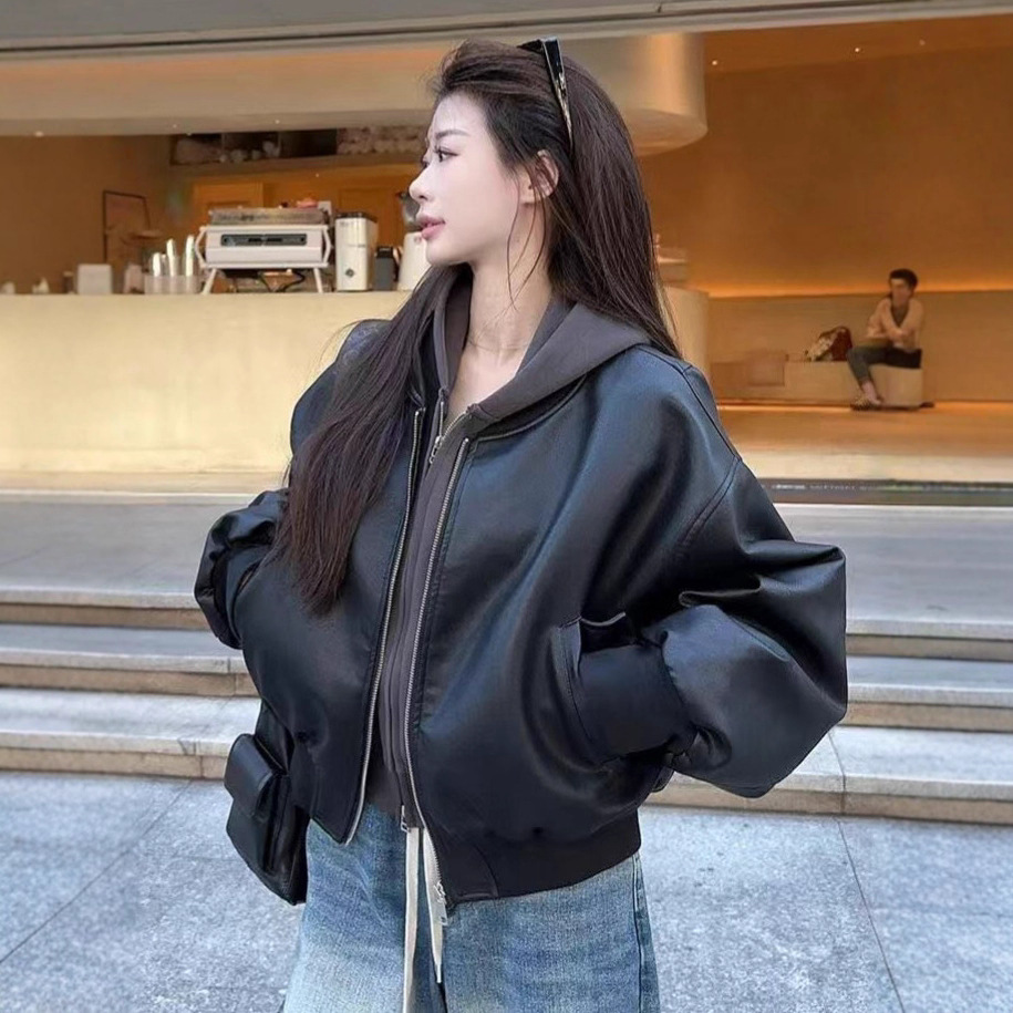 Black Short Baseball Leather Jacket for Women, 2026 Autumn New Style, Pu Leather, Cool and Stylish, Retro Loose Biker Jacket