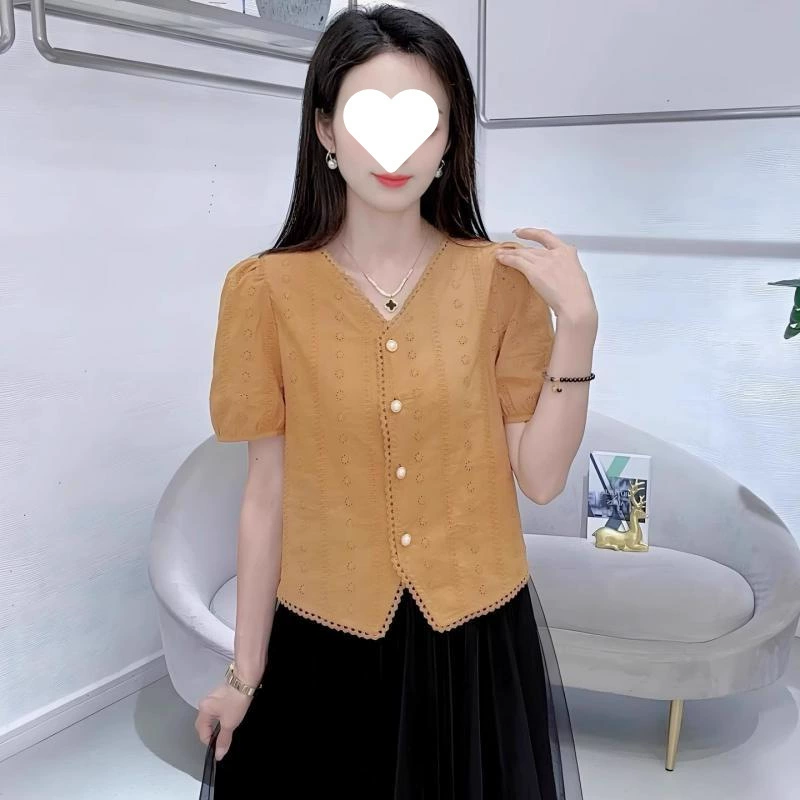 Модная женская рубашка во французском стиле, новый летний миниатюрный шикарный топ с V-образным вырезом и короткими рукавами и уникальным дизайном.