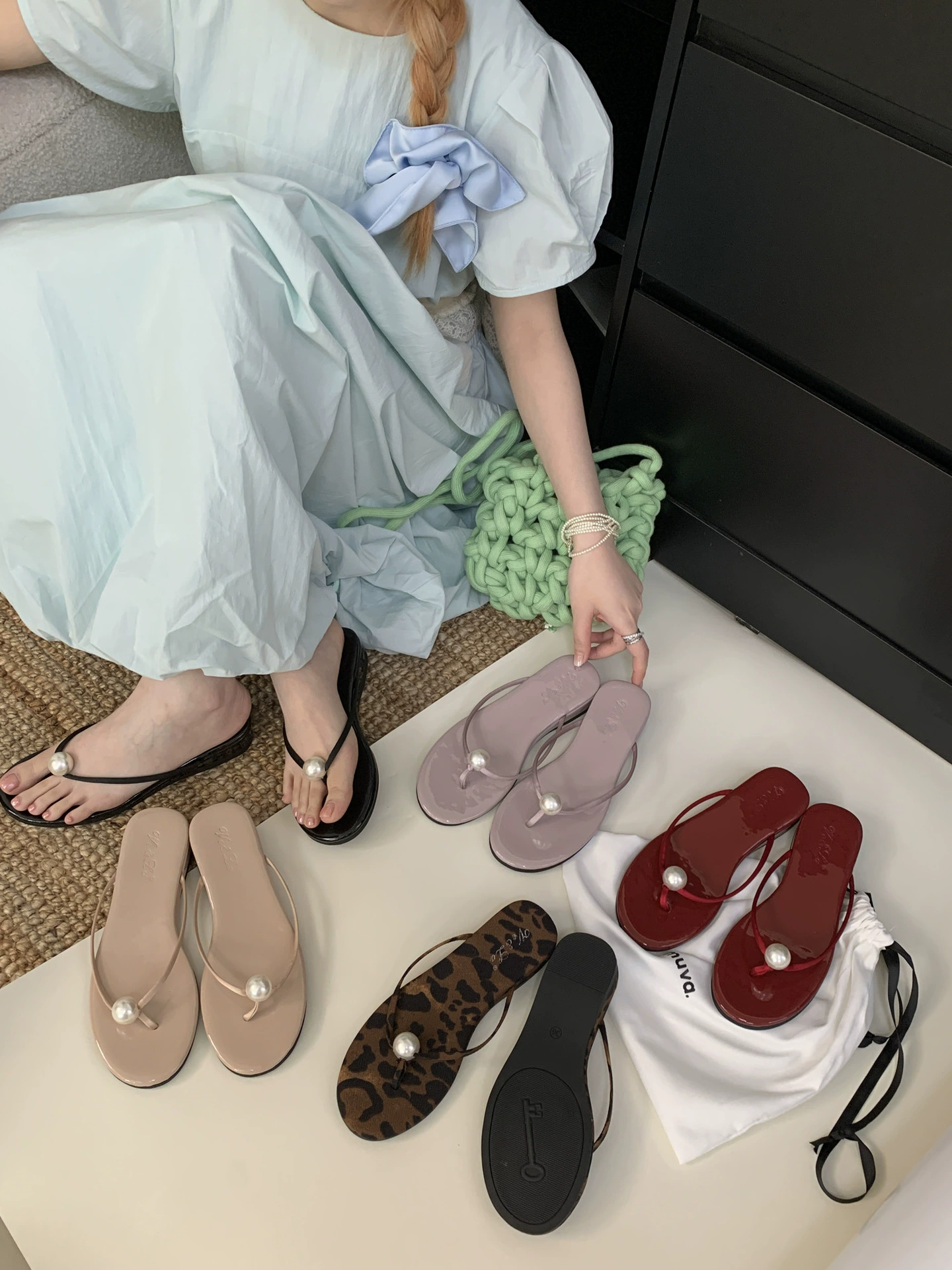 Французские вечерние шлепанцы женские туфли Лето 2025 Ретро тонкая полосатая жемчуга пляжный леопардовый склон с каблуком