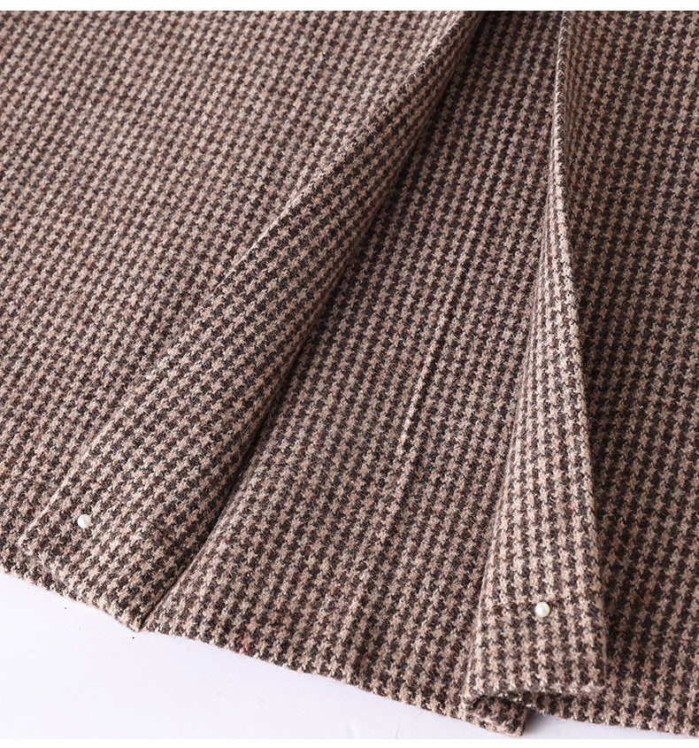 Chân váy bút chì họa tiết răng sói dáng ôm xẻ tà trước chất liệu len dạ — Houndstooth màu nâu chi tiết 15