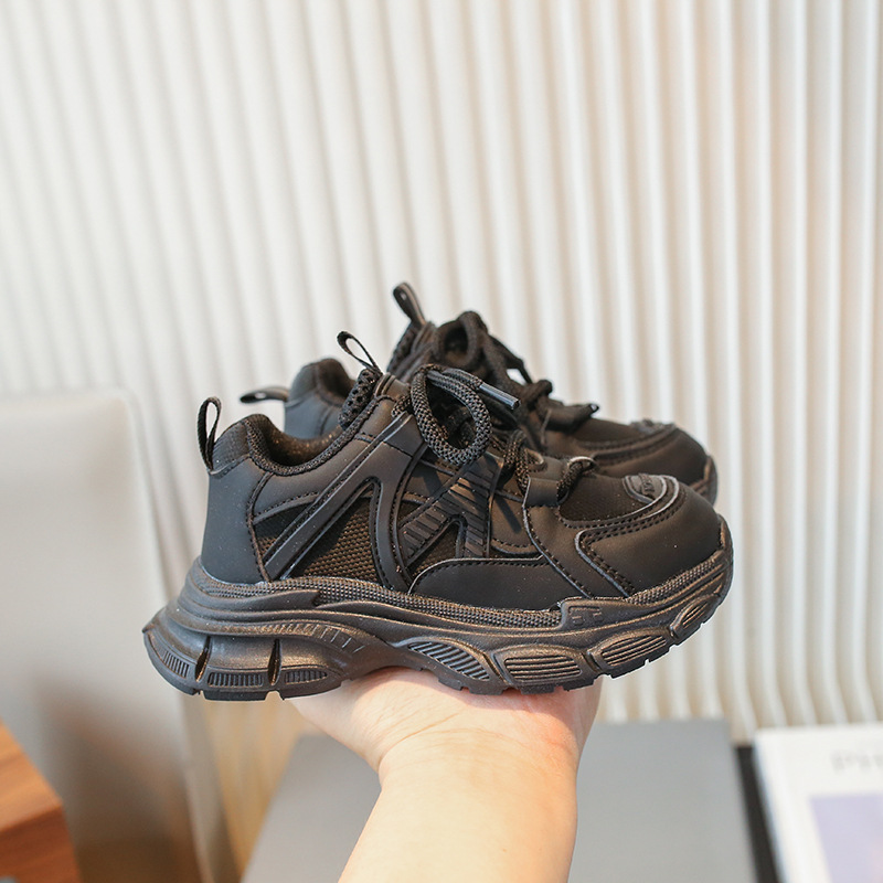 Zapatillas deportivas transpirables para niñas, modelo nuevo de otoño 2024, para niños mayores, estilo urbano moderno, venta al por mayor.