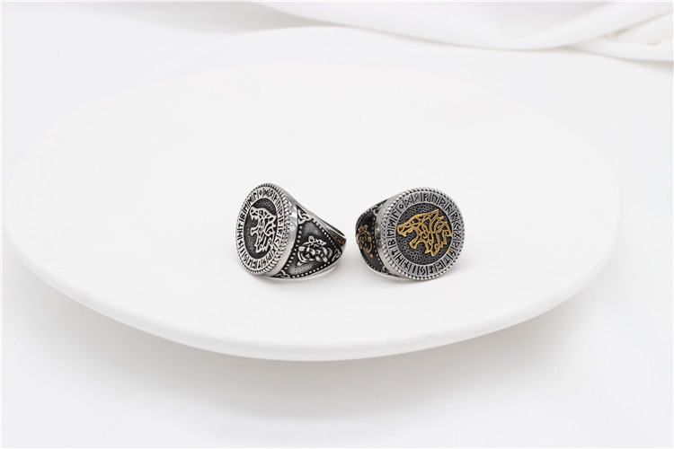 Holiday, Daily Occasion Retro Wolf Titanium Steel Men's Rings