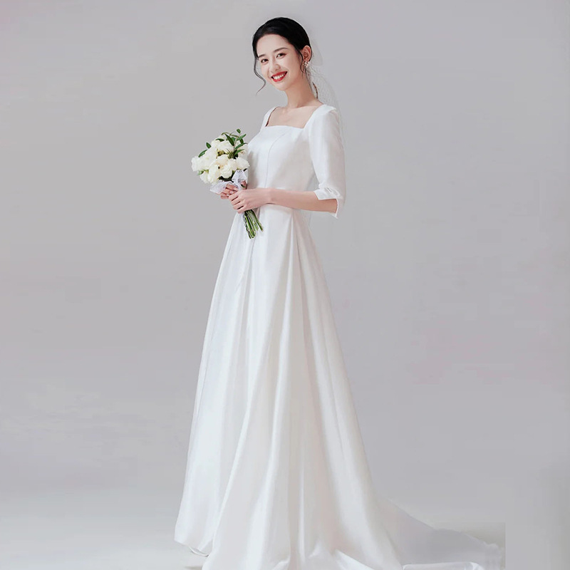 French-Style Light Wedding Dress 2026 New Long-Sleeved Satin Simple and Elegant Travel Photography Simple Bride Going-Out Dress Small Formal Dress