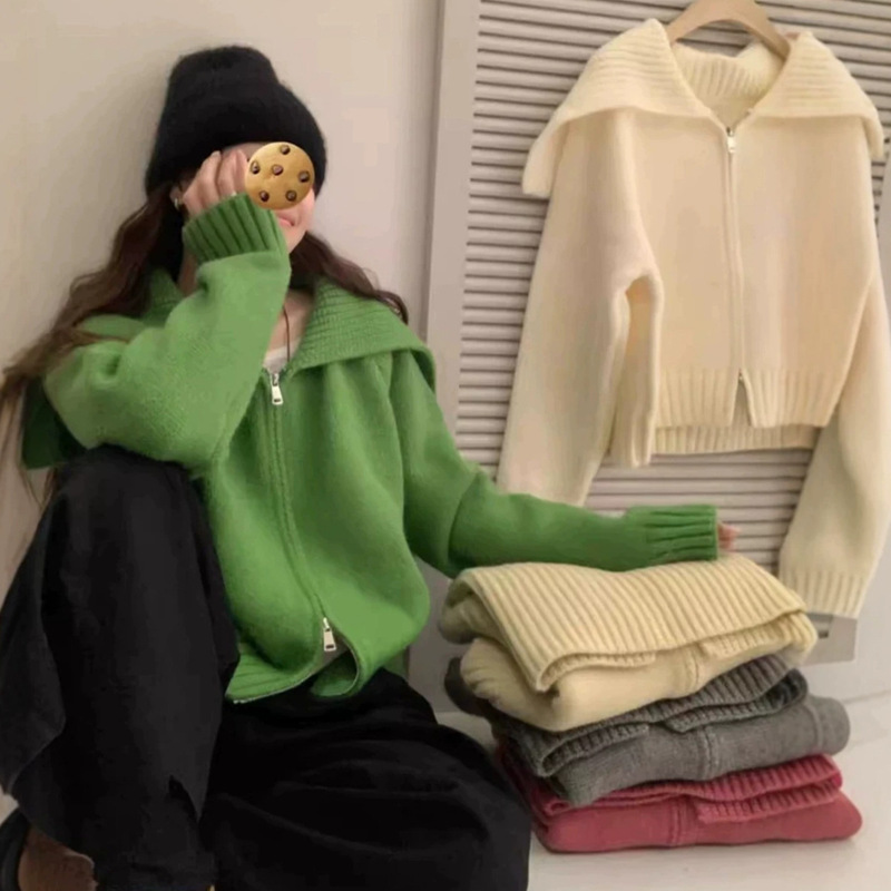 Korean-style solid color navy collar zip-up cardigan sweater for women, autumn and winter, casual loose-fit outerwear knit top Korean-style solid color navy collar zip-up cardigan sweater for women, autumn and winter, casual loose-fit outerwear knit top