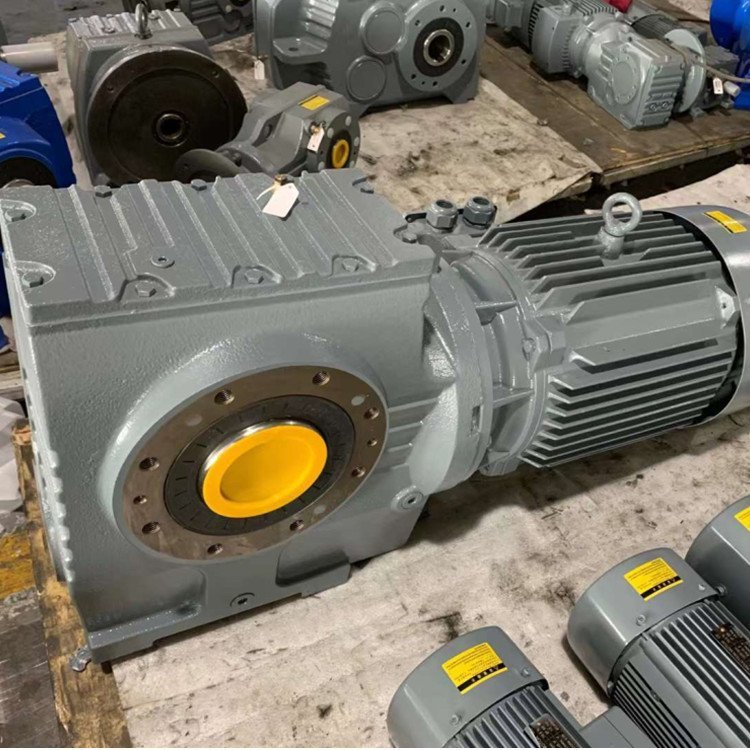 DLR00DLR01上海弗麦 S77-NA5.2-Y0.55-6P-B3-A变速牙箱