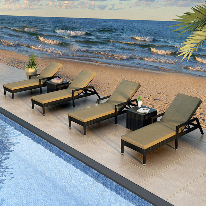 Silla de relajación al aire libre simple patio piscina silla de playa terraza villa frente al mar sala de sol hotel vacaciones